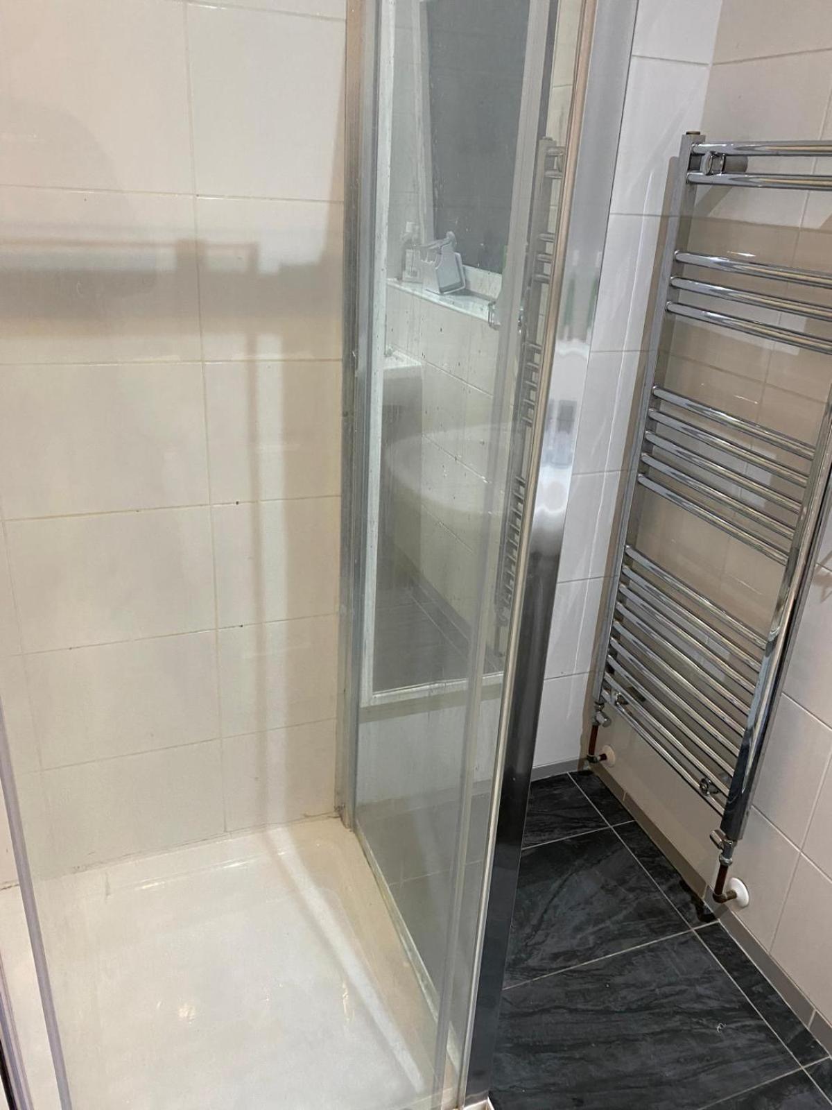 Precise Homes Ltd วุลฟ์เวอร์แฮมป์ตัน ภายนอก รูปภาพ